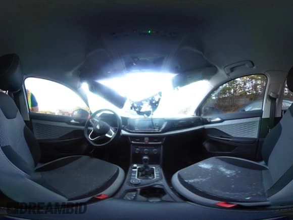 ✅ 2022 Volkswagen Taos S • VIN: 3VVMX7B21NM055390 • Лот: 42392357. Опубликован ранее на IAAI с пробегом 64 677 миль. Бесплатный доступ к архиву аукционных продаж из США и подробный отчёт об истории автомобиля на DreamBid. Изображение 18.