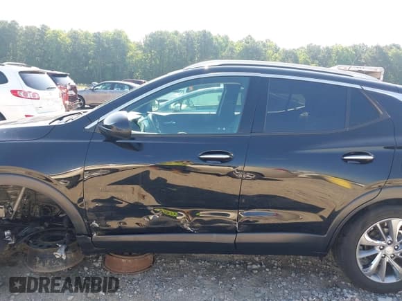 ✅ 2023 Buick Encore GX Essence • VIN: KL4MMFSL4PB075096 • Lot: 42557102. Listed on IAAI with 28,826 mi. Free auction sales archive from the USA and detailed vehicle history report at DreamBid. Image 15.