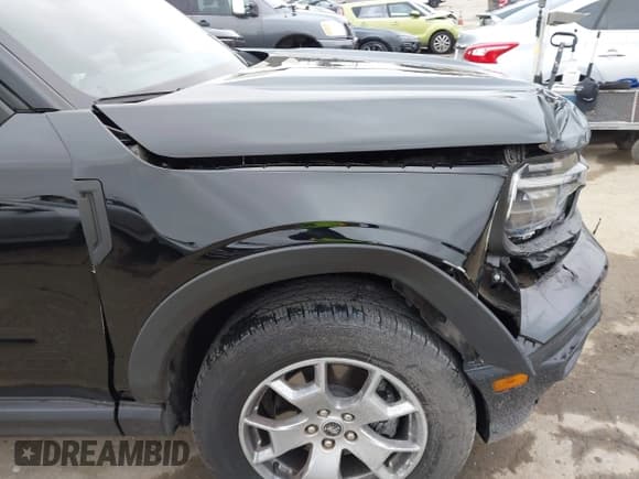 ✅ 2022 Ford Bronco Sport • VIN: 3FMCR9A69NRD48487 • Lot: 42417526. Listed on IAAI with 54,247 mi. Free auction sales archive from the USA and detailed vehicle history report at DreamBid. Image 17.