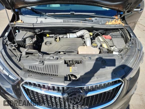 ✅ 2019 Buick Encore Essence • VIN: KL4CJGSM7KB870655 • Lot: 85316105. Listed on Copart with 31,990 mi. Free auction sales archive from the USA and detailed vehicle history report at DreamBid. Image 12.