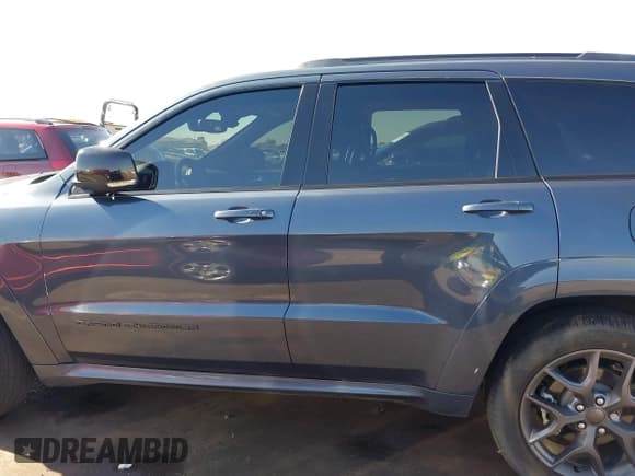 ✅ 2020 Jeep Grand Cherokee Limited X • VIN: 1C4RJFBT3LC361286 • Лот: 41350264. Опубликован ранее на IAAI с пробегом 44 923 миль. Бесплатный доступ к архиву аукционных продаж из США и подробный отчёт об истории автомобиля на DreamBid. Изображение 15.