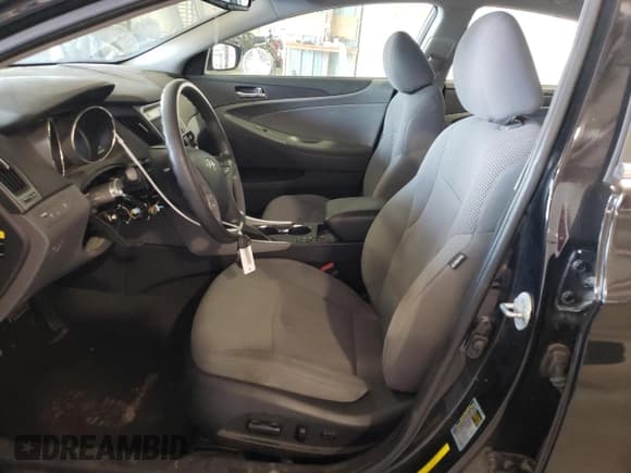 ✅ 2013 Hyundai Sonata GLS • VIN: 5NPEB4AC9DH742681 • Lot: 66184194. Listed on Copart with 112,666 mi. Free auction sales archive from the USA and detailed vehicle history report at DreamBid. Image 7.