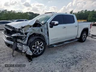 ✅ 2022 GMC Sierra 1500 SLT • VIN: 3GTUUDED4NG656603 • Lot: 67720425. Wystawiony na Copart z przebiegiem 28 215 mil. Bezpłatny archiwum sprzedaży aukcyjnych z USA i szczegółowy raport historii pojazdu na DreamBid. Zdjęcie 1.