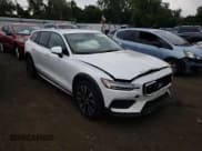 ✅ 2020 Volvo V60 • VIN: YV4102WK7L1030763 • Lot: 67087483. Wystawiony na Copart z przebiegiem 44 861 mil. Bezpłatny archiwum sprzedaży aukcyjnych z USA i szczegółowy raport historii pojazdu na DreamBid. Zdjęcie 11.