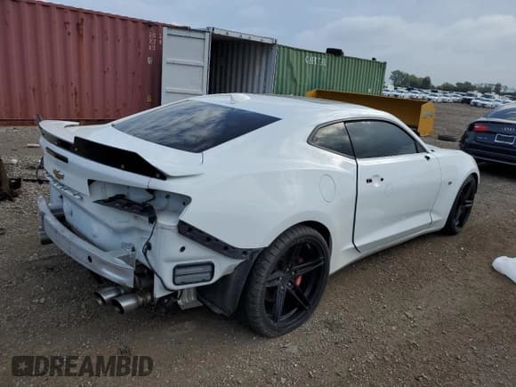 ✅ 2018 Chevrolet Camaro 2SS • VIN: 1G1FH1R7XJ0189923 • Лот: 81663315. Опубликован ранее на Copart с пробегом 75 038 миль. Бесплатный доступ к архиву аукционных продаж из США и подробный отчёт об истории автомобиля на DreamBid. Изображение 3.