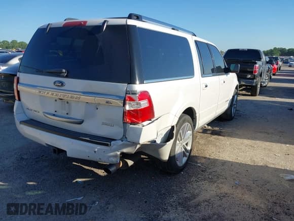 ✅ 2016 Ford Expedition Max Platinum • VIN: 1FMJK1LTXGEF31256 • Lot: 42475858. Listed on IAAI with 134,167 mi. Free auction sales archive from the USA and detailed vehicle history report at DreamBid. Image 4.