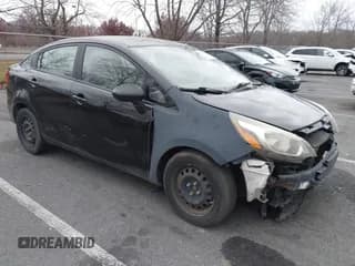✅ 2013 Kia Rio LX • VIN: KNADM4A33D6282463 • Lot: 43746219. Wystawiony na IAAI z przebiegiem 109 616 mil. Bezpłatny archiwum sprzedaży aukcyjnych z USA i szczegółowy raport historii pojazdu na DreamBid. Zdjęcie 1.