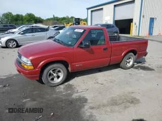1998 Chevrolet S-10 LS с VIN 1GCCS1444WK157666, выставлен на аукционе Copart как лот 58686405 с пробегом 84 207 миль миль и Чистый • Clean title. История ставок и продаж доступна на DreamBid. Изображение 1.
