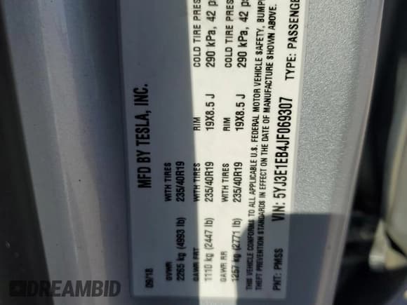 ✅ 2018 Tesla Model 3 Long Range Battery • VIN: 5YJ3E1EB4JF069307 • Лот: 55079415. Опубликован ранее на Copart с пробегом 96 899 миль. Бесплатный доступ к архиву аукционных продаж из США и подробный отчёт об истории автомобиля на DreamBid. Изображение 13.