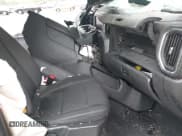 ✅ 2020 Chevrolet Silverado 1500 RST • VIN: 3GCUYEEDXLG409643 • Lot: 42335235. Wystawiony na IAAI z przebiegiem Nie podano. Bezpłatny archiwum sprzedaży aukcyjnych z USA i szczegółowy raport historii pojazdu na DreamBid. Zdjęcie 5.