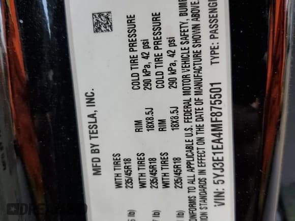 ✅ 2021 Tesla Model 3 Standard Range Plus • VIN: 5YJ3E1EA4MF875501 • Lot: 50909925. Wystawiony na Copart z przebiegiem 49 500 mil. Bezpłatny archiwum sprzedaży aukcyjnych z USA i szczegółowy raport historii pojazdu na DreamBid. Zdjęcie 16.