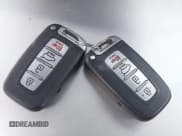 ✅ 2016 Hyundai Veloster Turbo • VIN: KMHTC6AE8GU255625 • Lot: 41479623. Wystawiony na IAAI z przebiegiem 94 011 mil. Bezpłatny archiwum sprzedaży aukcyjnych z USA i szczegółowy raport historii pojazdu na DreamBid. Zdjęcie 11.