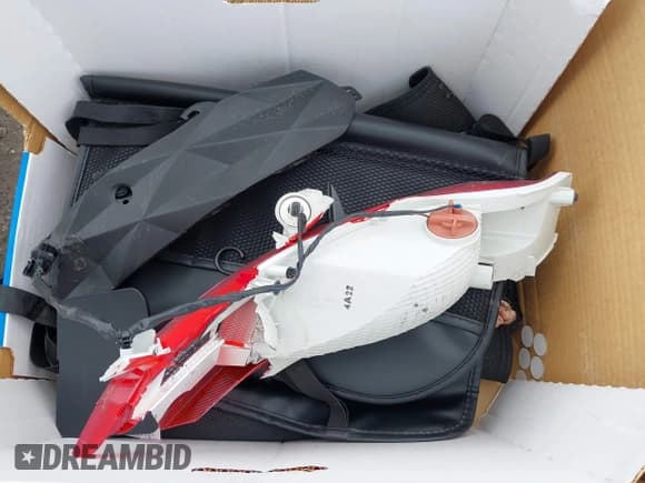 ✅ 2024 Hyundai Tucson Limited • VIN: KM8JECD19RU194216 • Лот: 43357718. Опубликован ранее на IAAI с пробегом 20 043 миль. Бесплатный доступ к архиву аукционных продаж из США и подробный отчёт об истории автомобиля на DreamBid. Изображение 12.