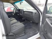 ✅ 2006 GMC Sierra 1500 Work Truck • VIN: 1GTEC14X26Z144034 • Lot: 41788433. Listed on IAAI with 218,980 mi. Free auction sales archive from the USA and detailed vehicle history report at DreamBid. Image 5.