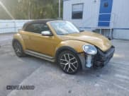 ✅ 2017 Volkswagen Beetle • VIN: 3VWT17AT4HM800401 • Lot: 89433825. Wystawiony na Copart z przebiegiem 96 311 mil. Bezpłatny archiwum sprzedaży aukcyjnych z USA i szczegółowy raport historii pojazdu na DreamBid. Zdjęcie 4.