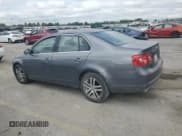 ✅ 2006 Volkswagen Jetta 2.5L • VIN: 3VWRG71K26M690381 • Лот: 85583905. Опубликован ранее на Copart с пробегом 175 865 миль. Бесплатный доступ к архиву аукционных продаж из США и подробный отчёт об истории автомобиля на DreamBid. Изображение 2.