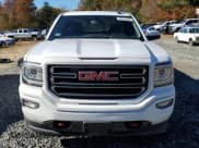 ✅ 2017 GMC Sierra 1500 • VIN: 1GTV2LEC1HZ188006 • Лот: 86814945. Опубликован ранее на Copart с пробегом 180 282 миль. Бесплатный доступ к архиву аукционных продаж из США и подробный отчёт об истории автомобиля на DreamBid. Изображение 5.