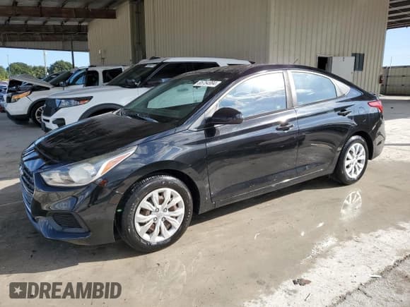 ✅ 2018 Hyundai Accent SE • VIN: 3KPC24A35JE031812 • Лот: 85754994. Опубликован ранее на Copart с пробегом 39 772 миль. Бесплатный доступ к архиву аукционных продаж из США и подробный отчёт об истории автомобиля на DreamBid. Изображение 1.