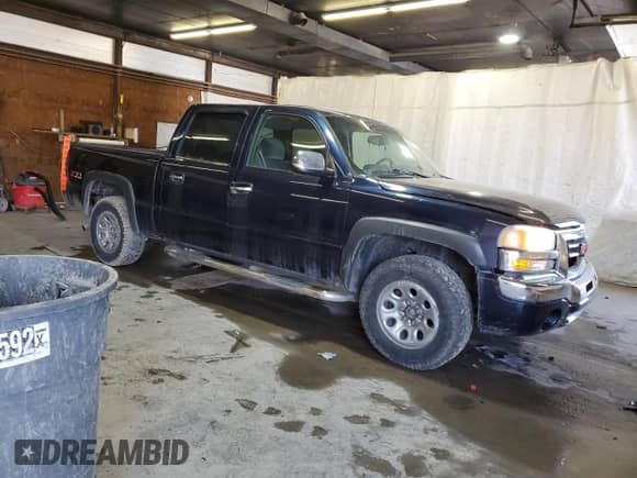 2007 GMC Sierra 1500 SL with VIN 2GTEK13V271168671, listed as a Copart auction lot 49336035 with 224,948 mi miles and Salvage title. Bid and sale history available at DreamBid. Image 4.