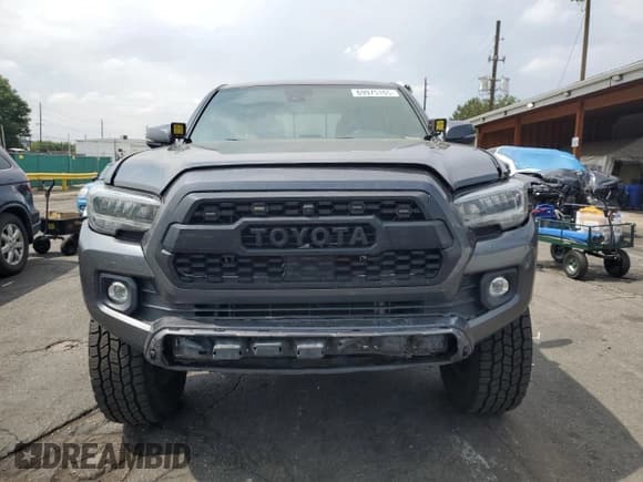 ✅ 2020 Toyota Tacoma SR5 • VIN: 3TMCZ5AN8LM340542 • Lot: 69975105. Listed on Copart with 76,959 mi. Free auction sales archive from the USA and detailed vehicle history report at DreamBid. Image 5.