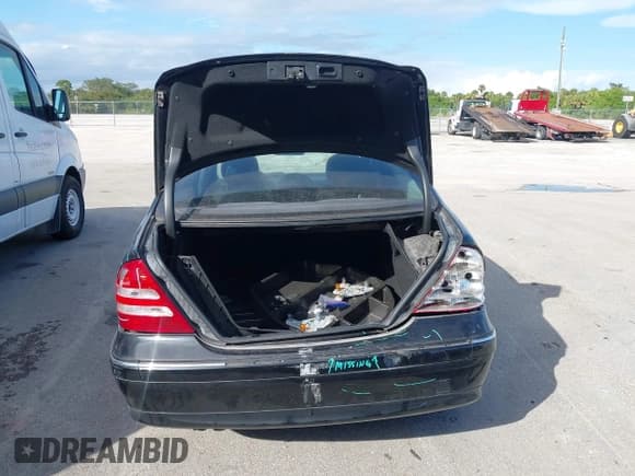 ✅ 2007 Mercedes-Benz C 280 Luxury • VIN: WDBRF92H87F856097 • Lot: 43528558. Listed on IAAI with 119,408 mi. Free auction sales archive from the USA and detailed vehicle history report at DreamBid. Image 6.