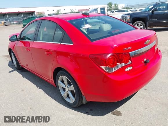 ✅ 2015 Chevrolet Cruze LT • VIN: 1G1PE5SB0F7195523 • Lot: 43005629. Listed on IAAI with 94,186 mi. Free auction sales archive from the USA and detailed vehicle history report at DreamBid. Image 3.