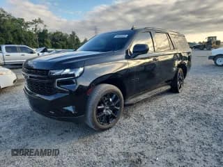 ✅ 2023 Chevrolet Tahoe RST • VIN: 1GNSCRKD2PR115622 • Lot: 86685835. Wystawiony na Copart z przebiegiem 21 847 mil. Bezpłatny archiwum sprzedaży aukcyjnych z USA i szczegółowy raport historii pojazdu na DreamBid. Zdjęcie 1.