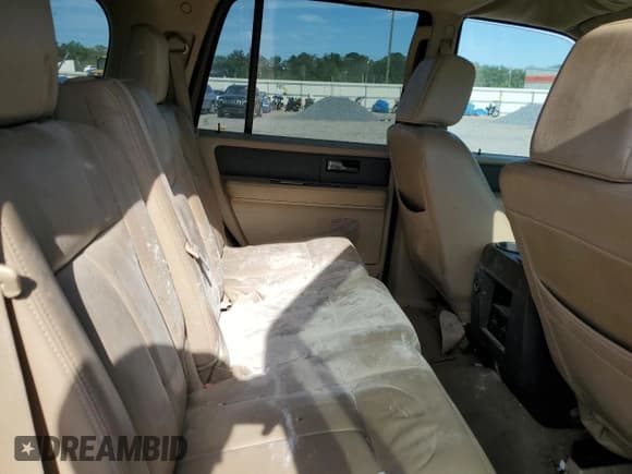 ✅ 2008 Ford Expedition SSV • VIN: 1FMFU155X8LA64903 • Lot: 70194235. Wystawiony na Copart z przebiegiem 181 429 mil. Bezpłatny archiwum sprzedaży aukcyjnych z USA i szczegółowy raport historii pojazdu na DreamBid. Zdjęcie 10.