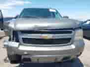 2008 Chevrolet Tahoe 2LT с VIN 1GNFC13028R127513, выставлен на аукционе IAAI как лот 42260601 с пробегом 139 491 миль миль и . История ставок и продаж доступна на DreamBid. Изображение 11.