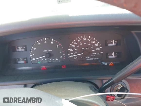 ✅ 1997 Toyota T100 SR5 • VIN: JT4TN14D6V0033142 • Lot: 42416556. Wystawiony na IAAI z przebiegiem 226 080 mil. Bezpłatny archiwum sprzedaży aukcyjnych z USA i szczegółowy raport historii pojazdu na DreamBid. Zdjęcie 7.