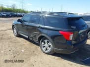 ✅ 2022 Ford Explorer XLT • VIN: 1FMSK8DH0NGA96191 • Lot: 41983762. Wystawiony na IAAI z przebiegiem 47 637 mil. Bezpłatny archiwum sprzedaży aukcyjnych z USA i szczegółowy raport historii pojazdu na DreamBid. Zdjęcie 3.