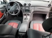 ✅ 2005 Mercedes-Benz CLK 500 • VIN: WDBTK75G65T041193 • Lot: 47208615. Wystawiony na Copart z przebiegiem Nie podano. Bezpłatny archiwum sprzedaży aukcyjnych z USA i szczegółowy raport historii pojazdu na DreamBid. Zdjęcie 8.