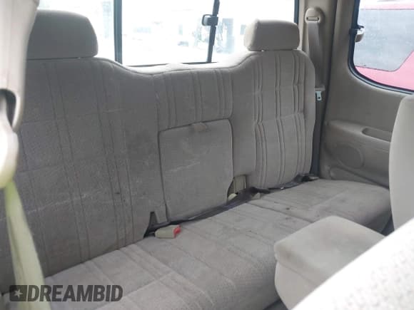 ✅ 2001 Toyota Tundra SR5 • VIN: 5TBBT44121S133442 • Lot: 43320307. Listed on IAAI with 178,435 mi. Free auction sales archive from the USA and detailed vehicle history report at DreamBid. Image 8.