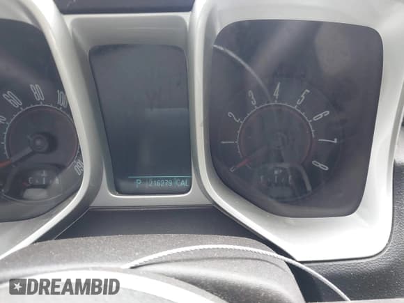 ✅ 2010 Chevrolet Camaro 2LT • VIN: 2G1FC1EV0A9175571 • Lot: 42832946. Wystawiony na IAAI z przebiegiem 216 279 mil. Bezpłatny archiwum sprzedaży aukcyjnych z USA i szczegółowy raport historii pojazdu na DreamBid. Zdjęcie 7.