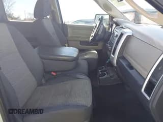 ✅ 2009 Dodge 1500 SLT • VIN: 1D3HV13T99S741708 • Lot: 41731020. Wystawiony na IAAI z przebiegiem 256 999 mil. Bezpłatny archiwum sprzedaży aukcyjnych z USA i szczegółowy raport historii pojazdu na DreamBid. Zdjęcie 5.