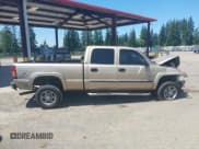 ✅ 2004 GMC Sierra 2500HD • VIN: 1GTHK23124F138414 • Lot: 42367150. Listed on IAAI with 261,121 mi. Free auction sales archive from the USA and detailed vehicle history report at DreamBid. Image 13.