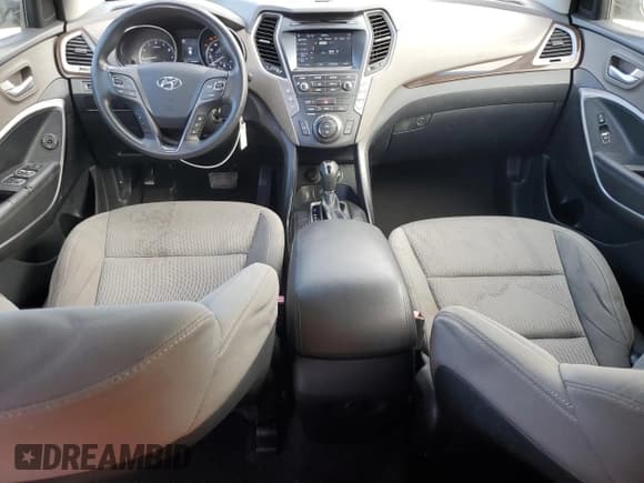 ✅ 2017 Hyundai Santa Fe SE • VIN: KM8SM4HF1HU223631 • Лот: 90484765. Опубликован ранее на Copart с пробегом 107 568 миль. Бесплатный доступ к архиву аукционных продаж из США и подробный отчёт об истории автомобиля на DreamBid. Изображение 8.