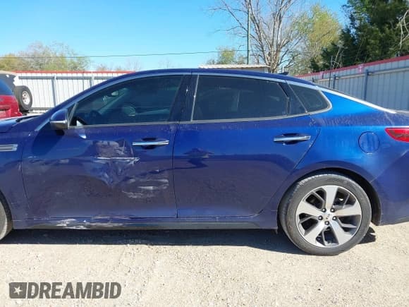 ✅ 2019 Kia Optima S • VIN: 5XXGT4L33KG317064 • Lot: 41808214. Listed on IAAI with 83,832 mi. Free auction sales archive from the USA and detailed vehicle history report at DreamBid. Image 14.