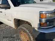 ✅ 2015 Chevrolet Silverado 2500HD Work Truck • VIN: 1GC2KUEG6FZ551618 • Lot: 43013679. Wystawiony na IAAI z przebiegiem 111 523 mil. Bezpłatny archiwum sprzedaży aukcyjnych z USA i szczegółowy raport historii pojazdu na DreamBid. Zdjęcie 1.