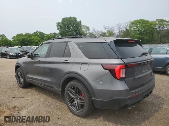 ✅ 2025 Ford Explorer ST • VIN: 1FMWK8GC5SGA15019 • Лот: 58330715. Опубликован ранее на Copart с пробегом 18 793 миль. Бесплатный доступ к архиву аукционных продаж из США и подробный отчёт об истории автомобиля на DreamBid. Изображение 2.