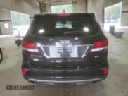 ✅ 2017 Hyundai Santa Fe SE • VIN: KM8SMDHF5HU217105 • Lot: 81822215. Listed on Copart with 118,935 mi. Free auction sales archive from the USA and detailed vehicle history report at DreamBid. Image 6.