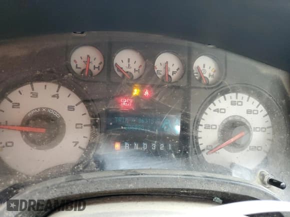 ✅ 2010 Ford F-150 XL • VIN: 1FTMF1C82AKA36494 • Lot: 55940235. Listed on Copart with 206,893 mi. Free auction sales archive from the USA and detailed vehicle history report at DreamBid. Image 9.