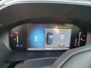 ✅ 2024 Ford Escape ST-Line • VIN: 1FMCU9MN8RUA26407 • Lot: 90408655. Wystawiony na Copart z przebiegiem 27 899 mil. Bezpłatny archiwum sprzedaży aukcyjnych z USA i szczegółowy raport historii pojazdu na DreamBid. Zdjęcie 9.