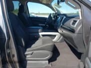 ✅ 2017 Nissan Titan SV • VIN: 1N6AA1E5XHN546876 • Lot: 43511399. Listed on IAAI with 62,801 mi. Free auction sales archive from the USA and detailed vehicle history report at DreamBid. Image 5.