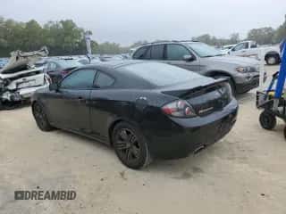 2008 Hyundai Tiburon GS с VIN KMHHM66D48U265203, выставлен на аукционе Copart как лот 49837525 с пробегом 104 259 миль миль и Чистый • Clean title. История ставок и продаж доступна на DreamBid. Изображение 2.