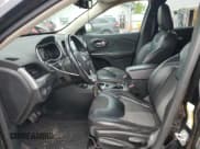 ✅ 2017 Jeep Cherokee Trailhawk • VIN: 1C4PJMBS2HW546180 • Lot: 55274225. Listed on Copart with 116,351 mi. Free auction sales archive from the USA and detailed vehicle history report at DreamBid. Image 7.