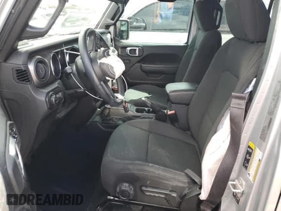 ✅ 2022 Jeep Gladiator Sport S • VIN: 1C6HJTAG8NL119635 • Лот: 71293005. Опубликован ранее на Copart с пробегом 15 678 миль. Бесплатный доступ к архиву аукционных продаж из США и подробный отчёт об истории автомобиля на DreamBid. Изображение 7.