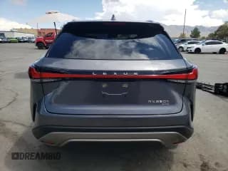 ✅ 2023 Lexus RX 350h • VIN: 2T2BBMCA2PC014203 • Лот: 65678153. Опубликован ранее на Copart с пробегом 5 927 миль. Бесплатный доступ к архиву аукционных продаж из США и подробный отчёт об истории автомобиля на DreamBid. Изображение 6.