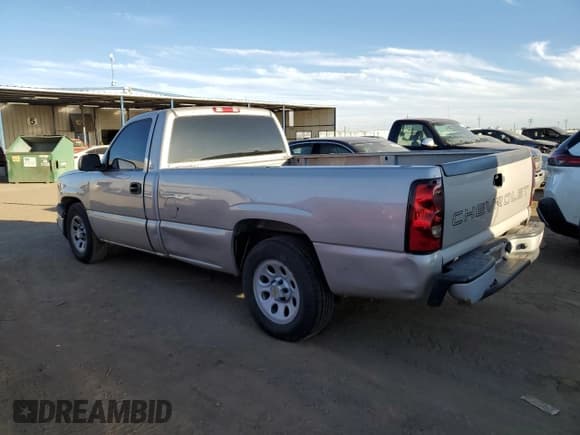 ✅ 2005 Chevrolet Silverado 1500 Work Truck • VIN: 1GCEC14X25Z210760 • Лот: 72413694. Опубликован ранее на Copart с пробегом 109 538 миль. Бесплатный доступ к архиву аукционных продаж из США и подробный отчёт об истории автомобиля на DreamBid. Изображение 2.