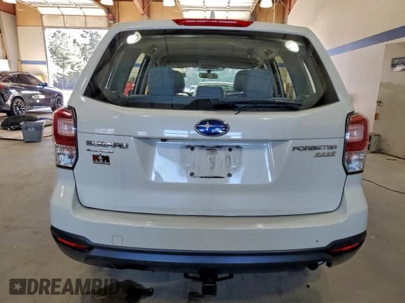 ✅ 2017 Subaru Forester • VIN: JF2SJAAC0HH489311 • Lot: 93569495. Wystawiony na Copart z przebiegiem 111 932 mil. Bezpłatny archiwum sprzedaży aukcyjnych z USA i szczegółowy raport historii pojazdu na DreamBid. Zdjęcie 6.